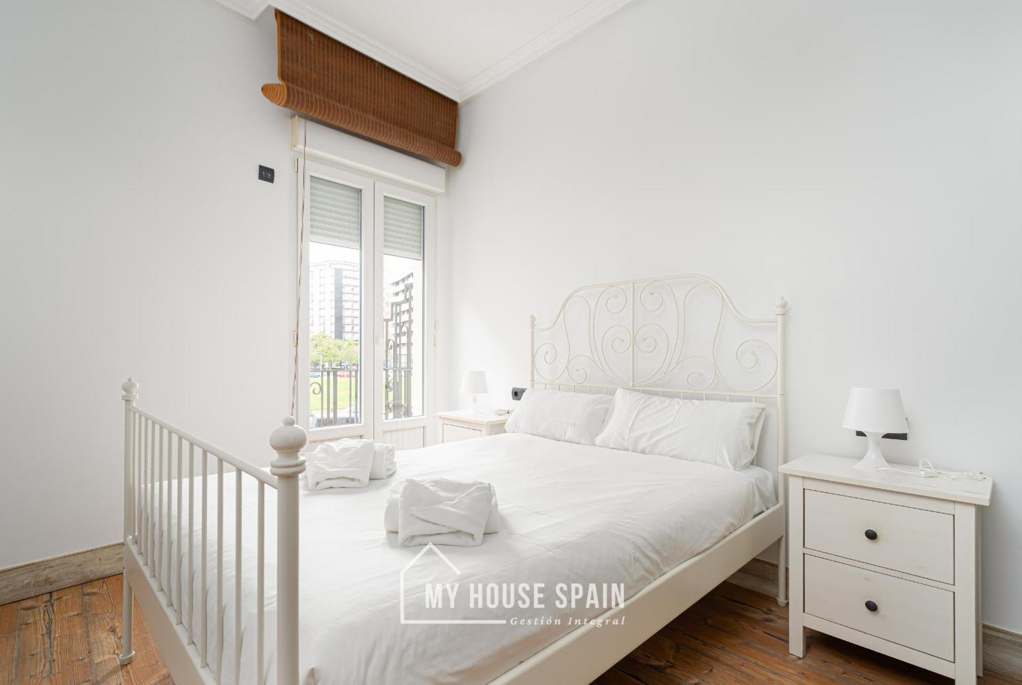 Myhousespain - Piso Reformado En El Centro Gijón Esterno foto