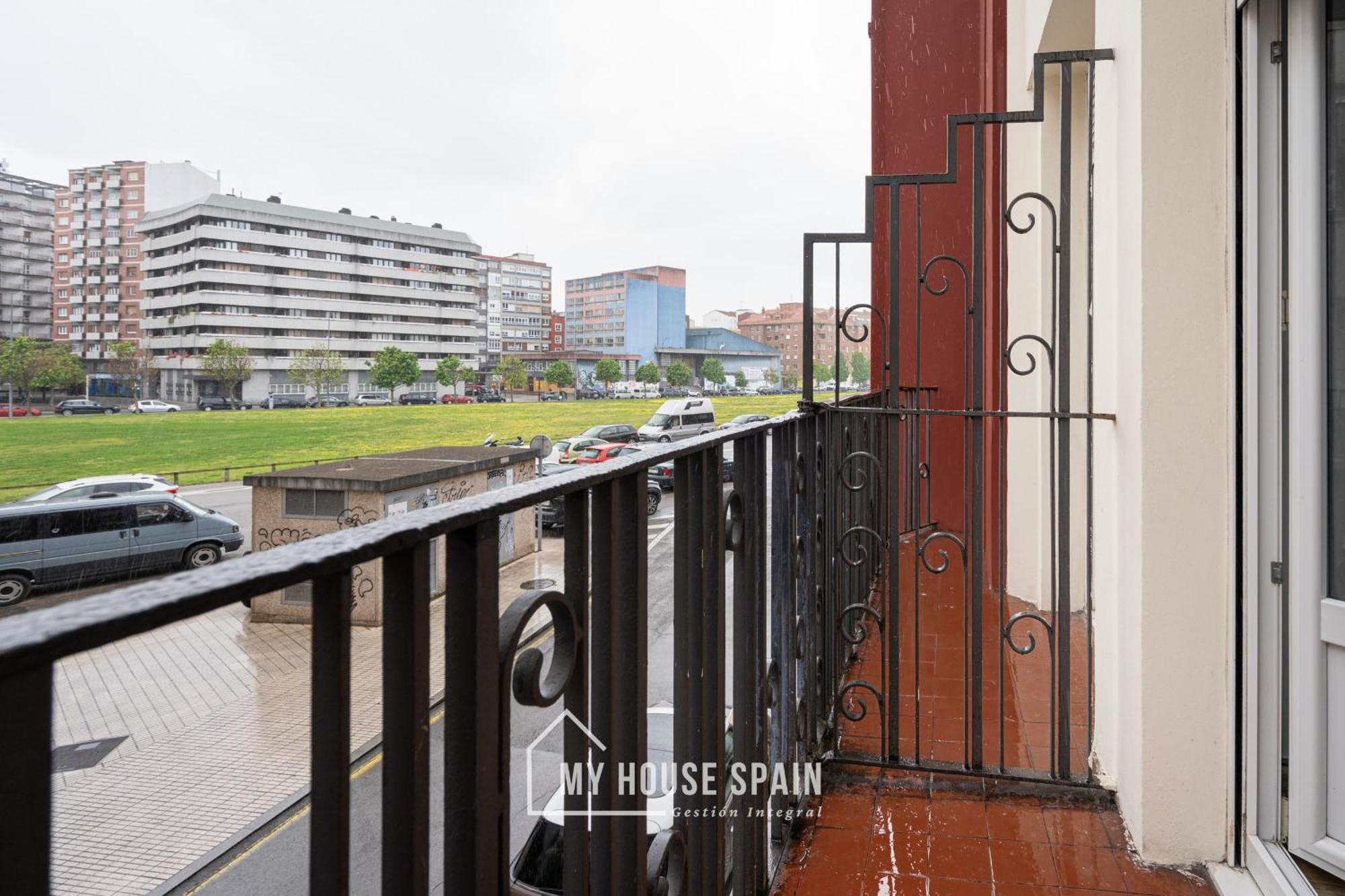Myhousespain - Piso Reformado En El Centro Gijón Esterno foto