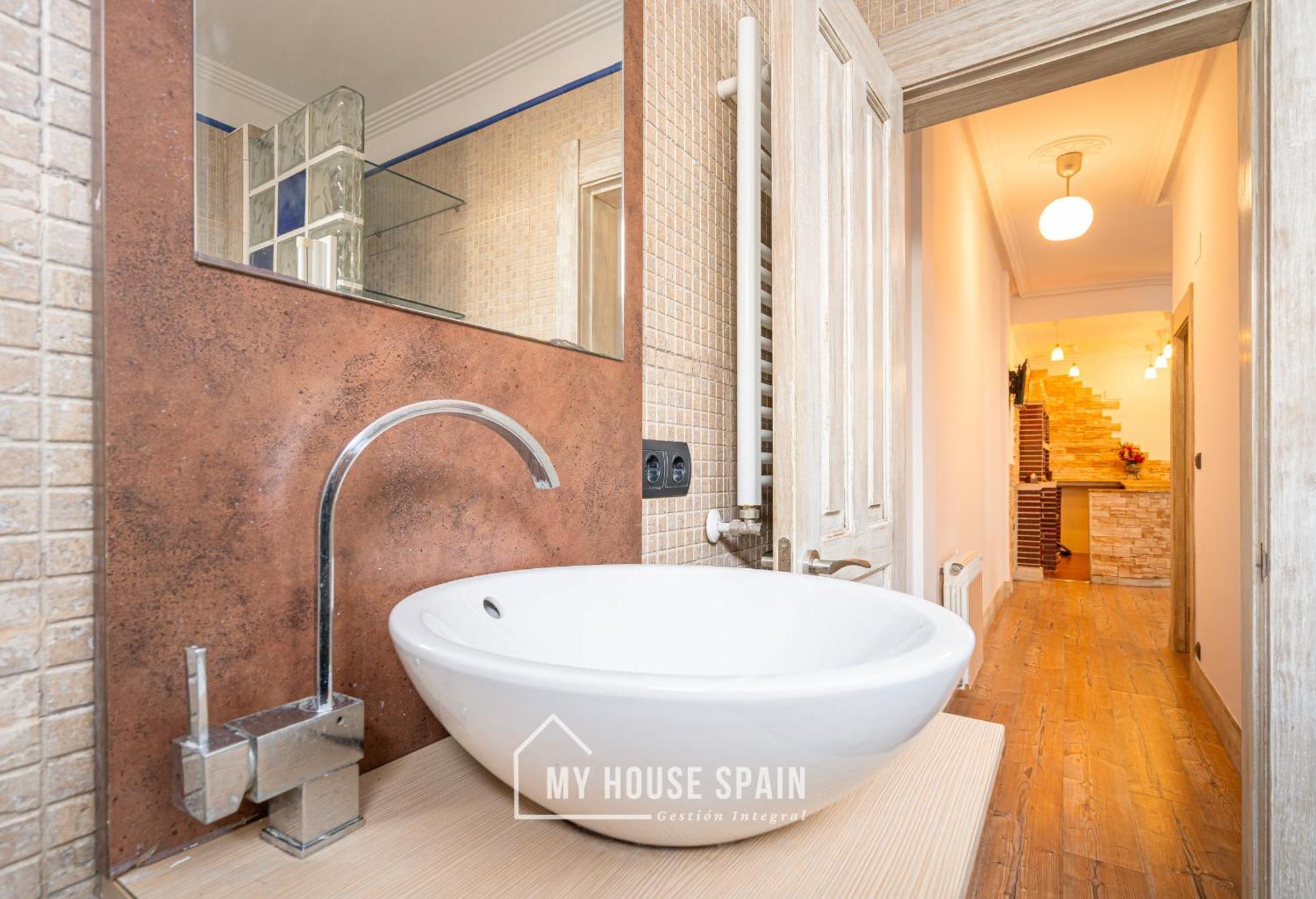 Myhousespain - Piso Reformado En El Centro Gijón Esterno foto